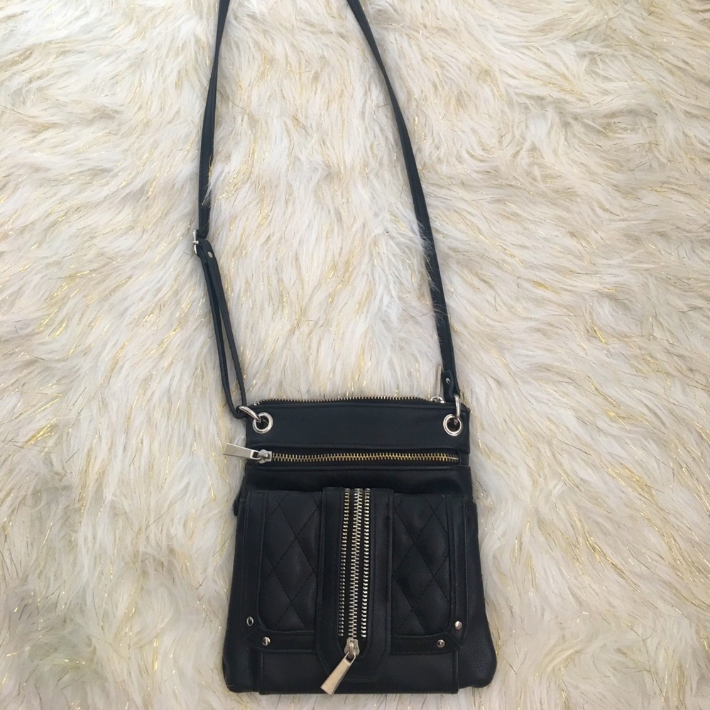 Black crossbody purse